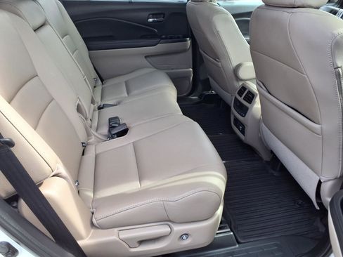 Used 2020 Honda Pilot EX-L image 12