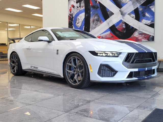 New 2026 Ford Mustang GT Premium w/ GT Performance Package RWD image 32