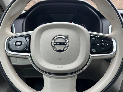 Certified 2023 Volvo XC90 B6 Core w/ Protection Package Premier AWD/4WD image 26
