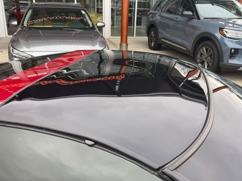 Used 2004 Chevrolet Corvette Base w/ Preferred Equipment Group image 10