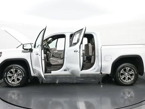 Used 2023 GMC Sierra 1500 SLT image 52