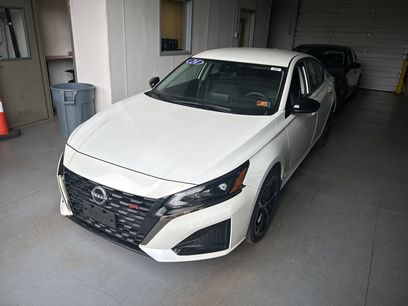 Used 2024 Nissan Altima 2.5 SR