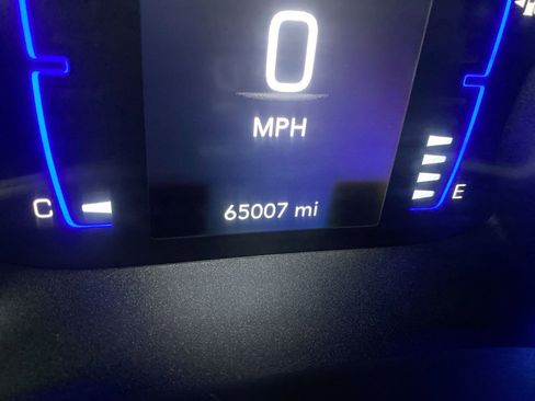 Used 2019 Chrysler Pacifica Touring-L w/ S Appearance Package FWD image 17