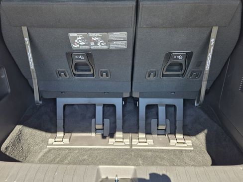 Certified 2026 Kia Carnival SX Prestige image 32