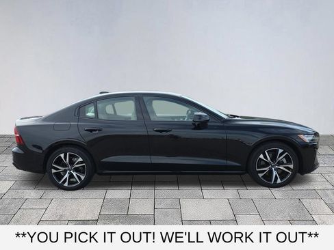 Used 2023 Volvo S60 B5 Plus FWD image 8
