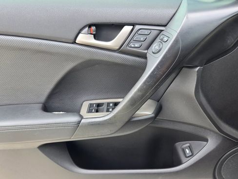 Used 2010 Acura TSX Sedan image 27