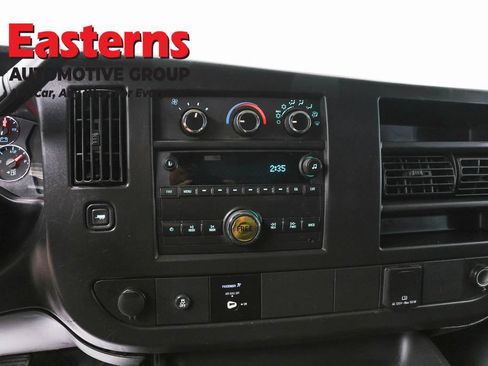 Used 2019 GMC Savana 2500 w/ Driver Convenience Package RWD image 11