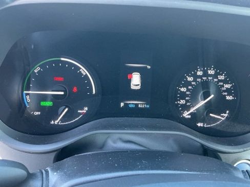 Used 2024 Toyota Sienna XLE image 15