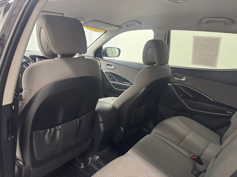 Used 2018 Hyundai Santa Fe Sport AWD/4WD image 17
