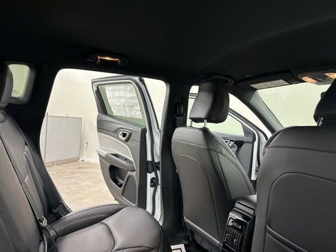New 2026 Jeep Compass Limited AWD/4WD image 19