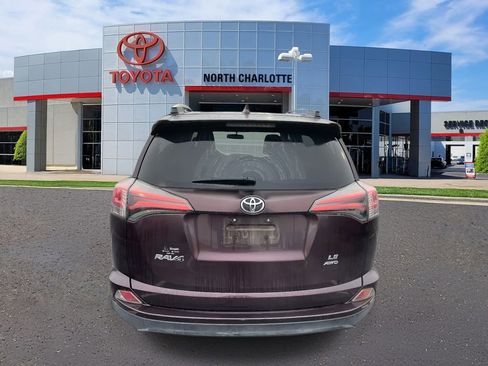 Used 2016 Toyota RAV4 LE image 9