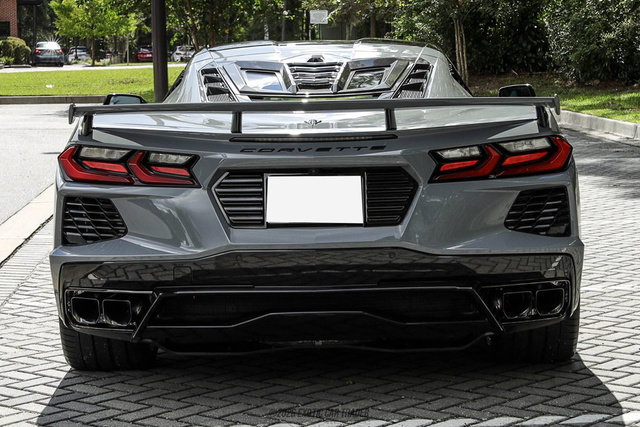 Used 2025 Chevrolet Corvette Stingray Premium Cpe w/ Z51 Performance Package RWD image 7