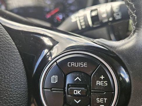 Used 2020 Kia Soul EX FWD image 12