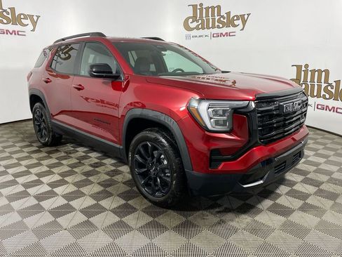 Used 2026 GMC Terrain Elevation w/ Elevation Premium Package image 1