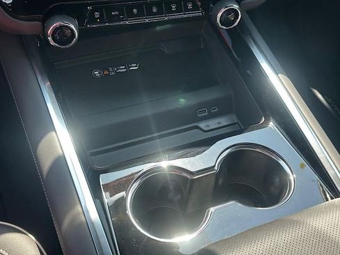 New 2025 Chevrolet Tahoe Premier image 23