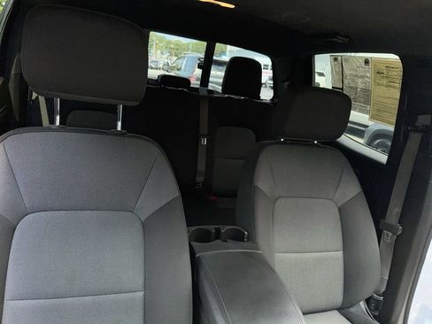 Used 2025 Chevrolet Colorado W/T RWD image 34
