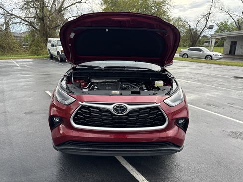 New 2026 Toyota Highlander XLE image 40
