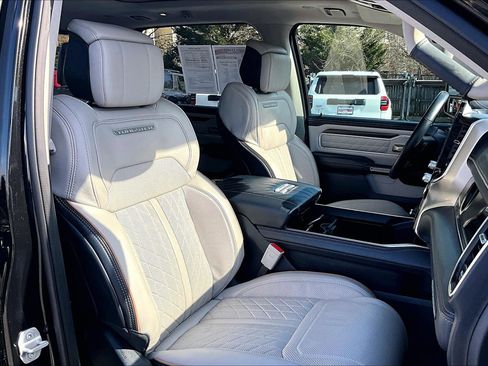 Used 2025 RAM 1500 Tungsten w/ Trailer Tow Group image 7