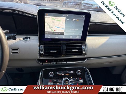Used 2020 Lincoln Navigator Reserve w/ Luxury Package image 12