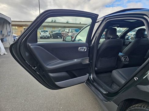 Used 2023 Hyundai Ioniq 6 Limited AWD/4WD image 15