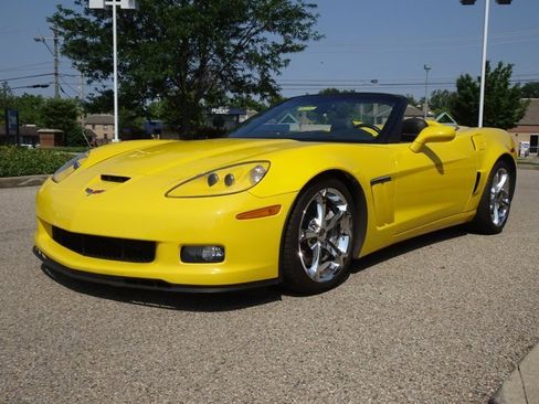 Used 2011 Chevrolet Corvette Grand Sport w/ Preferred Equipment Group image 9