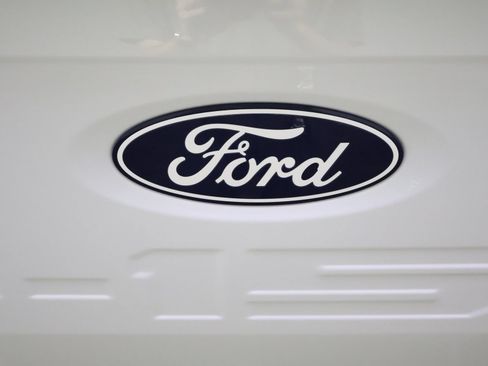 Used 2024 Ford F150 XLT RWD image 8