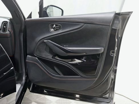 Used 2024 Aston Martin DBX 707 image 38