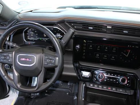 Used 2024 GMC Sierra 2500 AT4 w/ AT4 Premium Plus Package image 29