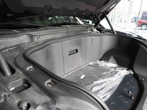 Used 2023 Ford F150 Lightning XLT image 30