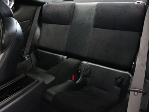 Used 2025 Toyota GR86 Premium RWD image 25