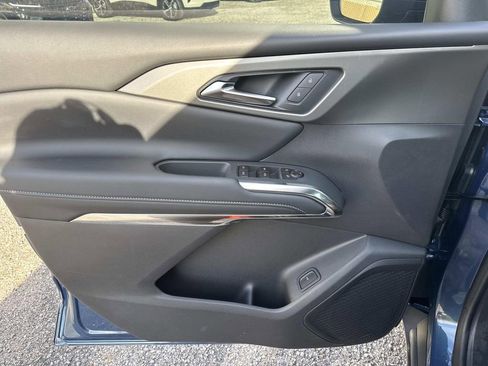 New 2026 Chevrolet Traverse LT w/ Driver Confidence Package image 21