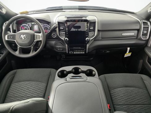 New 2026 RAM 3500 Big Horn AWD/4WD image 17
