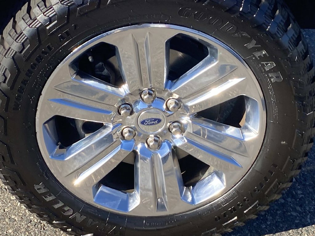 Used 2020 Ford F150 XLT w/ Equipment Group 302A Luxury AWD/4WD image 27