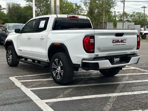Used 2025 GMC Canyon AT4 AWD/4WD image 8