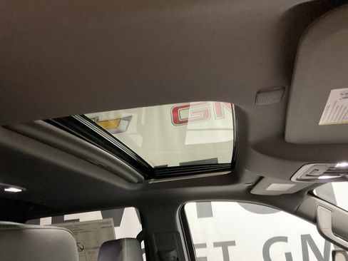 New 2026 GMC Sierra 1500 Elevation w/ Elevation Premium Package image 25