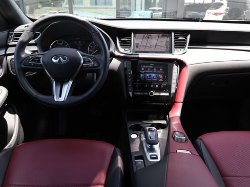 Certified 2025 INFINITI QX50 Sport AWD/4WD image 25