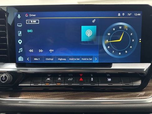 Used 2025 Chevrolet Silverado 1500 LT AWD/4WD image 17