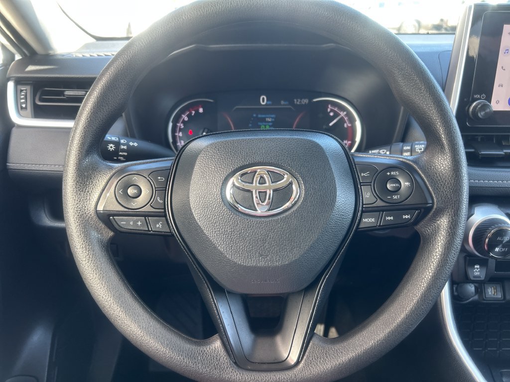 Certified 2025 Toyota RAV4 XLE AWD/4WD image 16