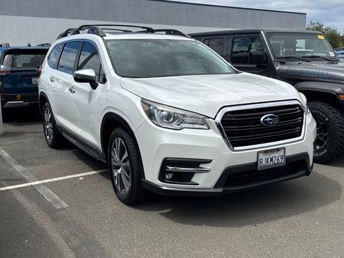 Used 2019 Subaru Ascent Touring w/ Popular Package #3 AWD/4WD image 2