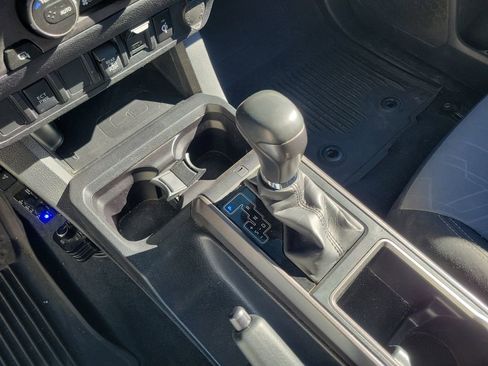 Used 2023 Toyota Tacoma TRD Off-Road image 28