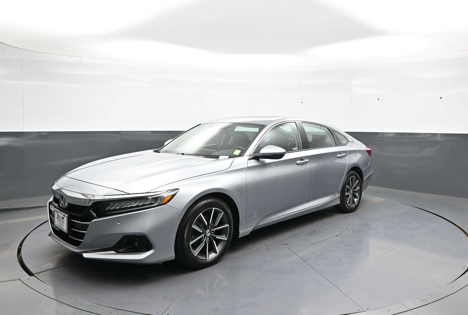 Certified 2022 Honda Accord EX-L image 1