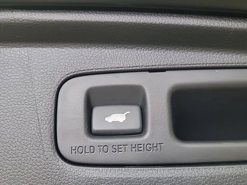 Certified 2023 Honda CR-V EX-L image 8