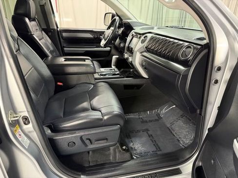 Used 2017 Toyota Tundra Platinum AWD/4WD image 7