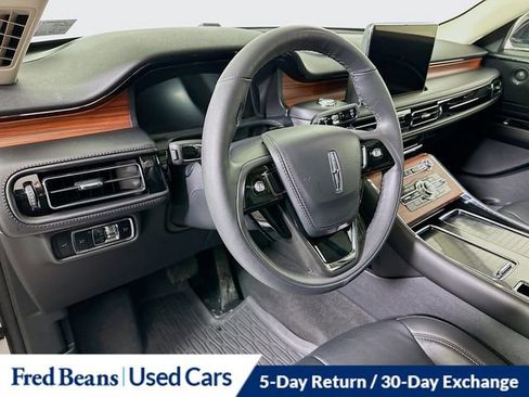 Used 2024 Lincoln Aviator Reserve w/ Equipment Group 201A AWD/4WD image 11