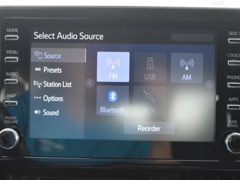 Used 2019 Toyota C-HR XLE FWD image 26