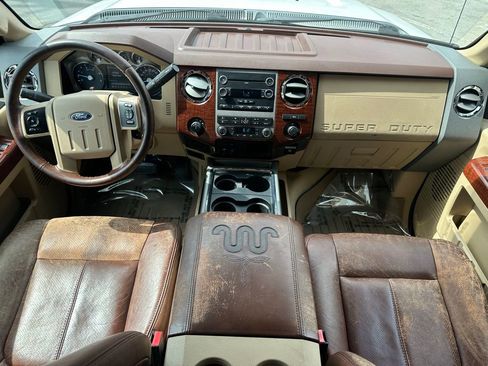 Used 2011 Ford F250 King Ranch w/ King Ranch w/Chrome Pkg image 22