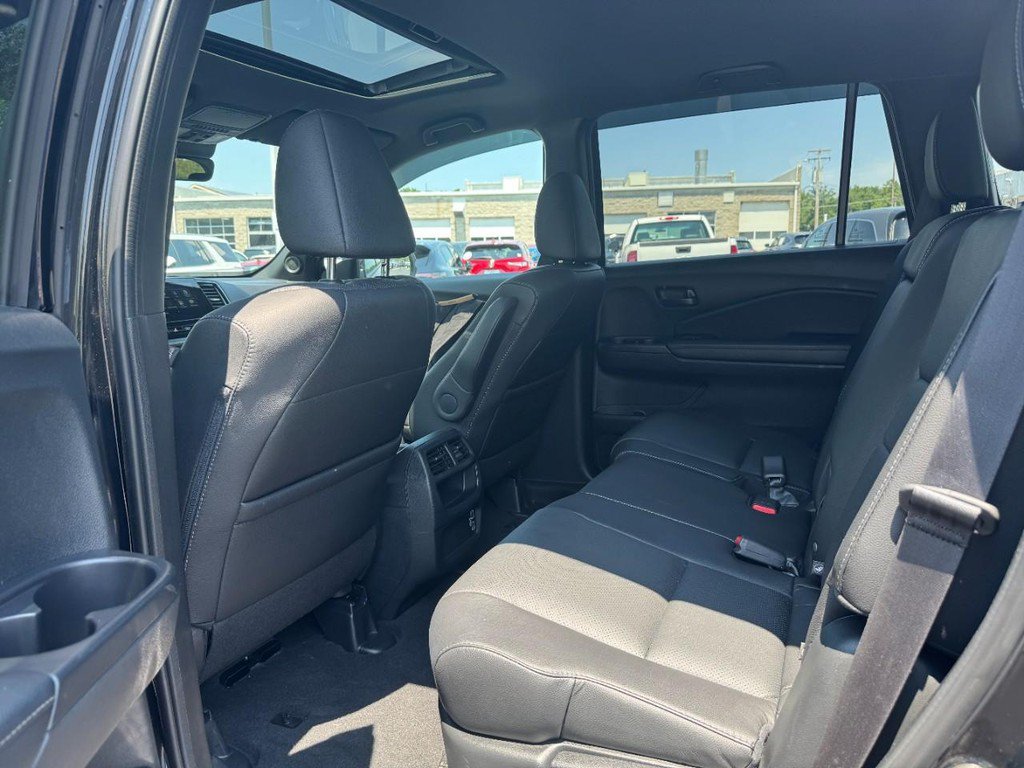 Used 2022 Honda Passport EX-L image 13