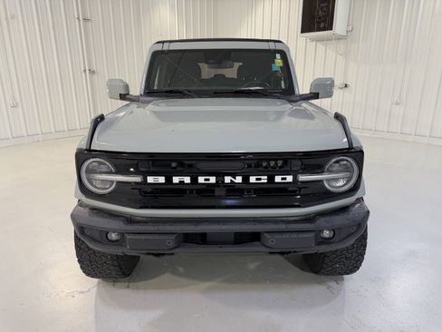 Used 2022 Ford Bronco Outer Banks AWD/4WD image 8