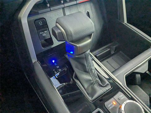 Used 2024 Toyota Tundra Limited image 20