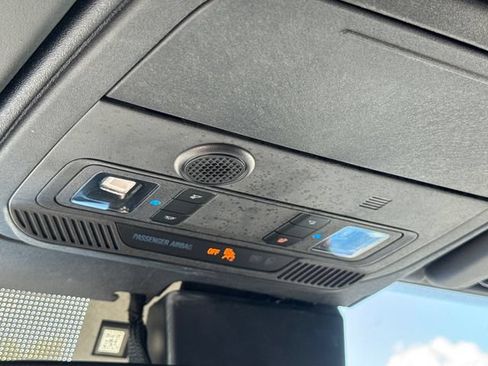 Used 2022 Ford Bronco Big Bend w/ Sasquatch Package AWD/4WD image 32